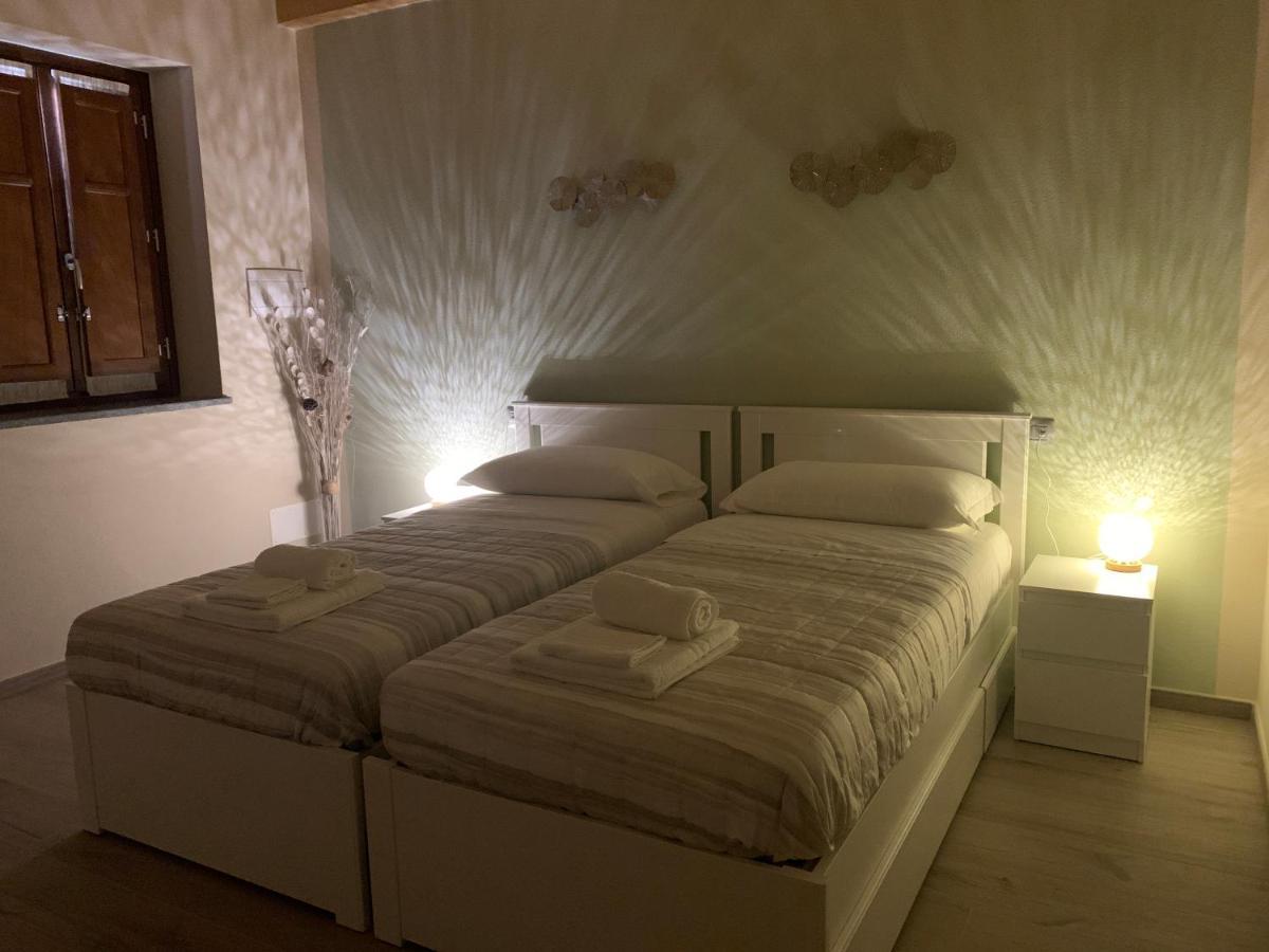 B&B La Luce Verde サルッツォ エクステリア 写真