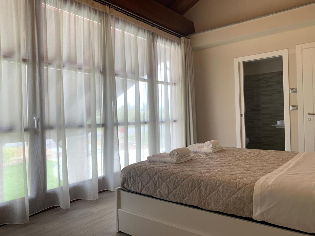 B&B La Luce Verde サルッツォ エクステリア 写真